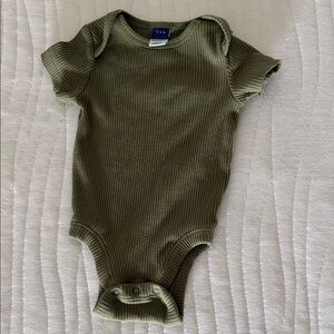 Old navy Green Ribbed Bodysuit